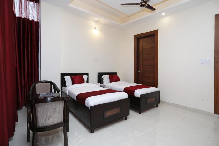 Hotel O Royal Inn