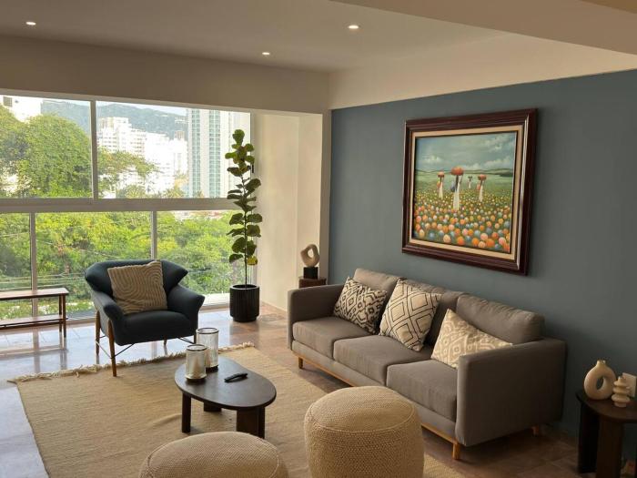 Roca Sola Apartment