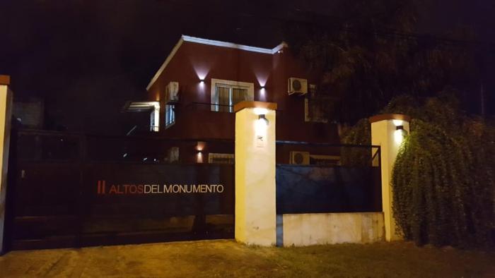 altos del monumento