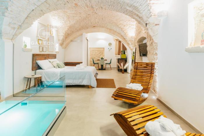 Gattoni Suite by Rentbeat