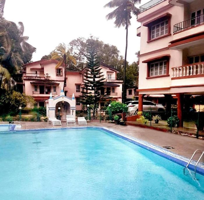 2bhk Apartment with kitchen Baga close to beach