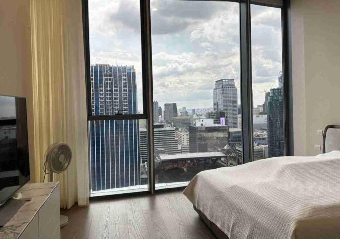 Luxury Apartment fully furnished