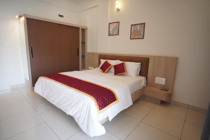 Ghatta service apartment