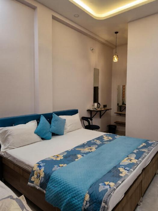 Shivang Homestay