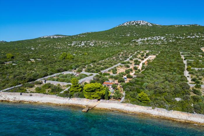 Orkula Hidden Paradise- Robinson Holiday House