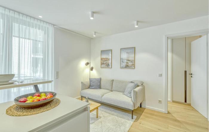 1 Bedroom Awesome Apartment In Tossens