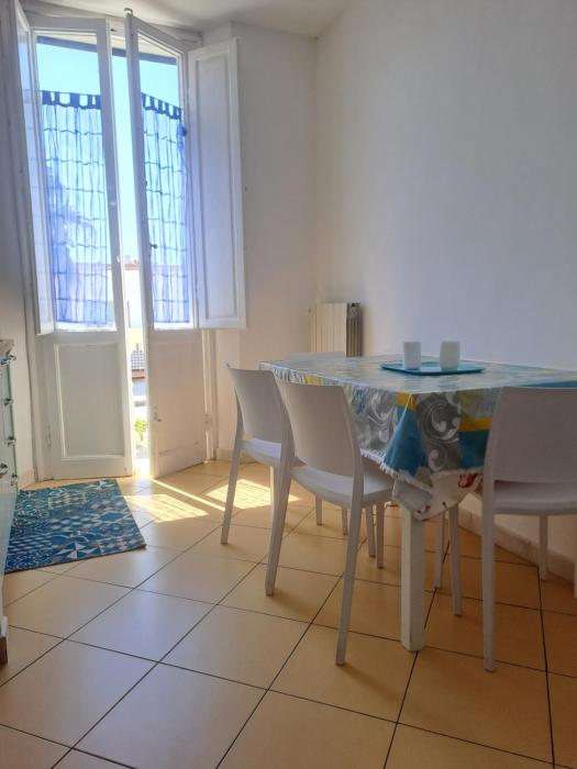Viale della Vittoria 35 - mare blu