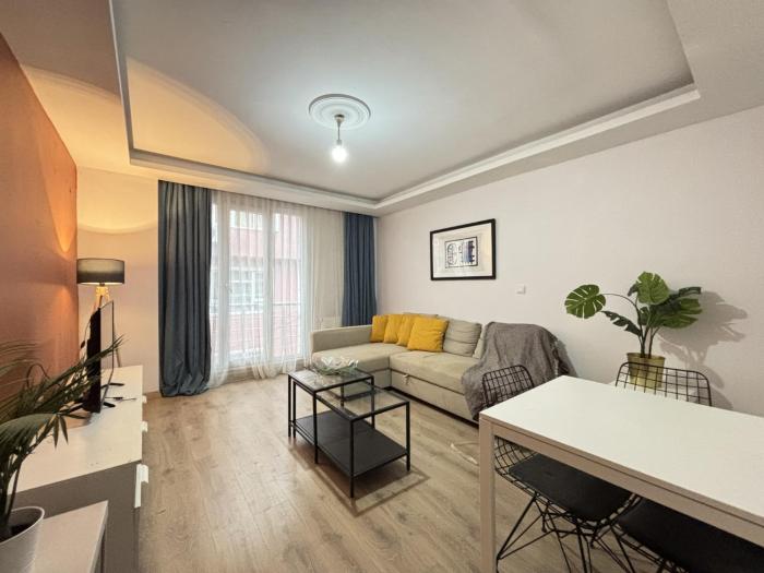 Stylish 2BR Apartment in the Heart of Taksim