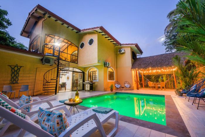 Villa Amarilla by Vacation Pura Vida
