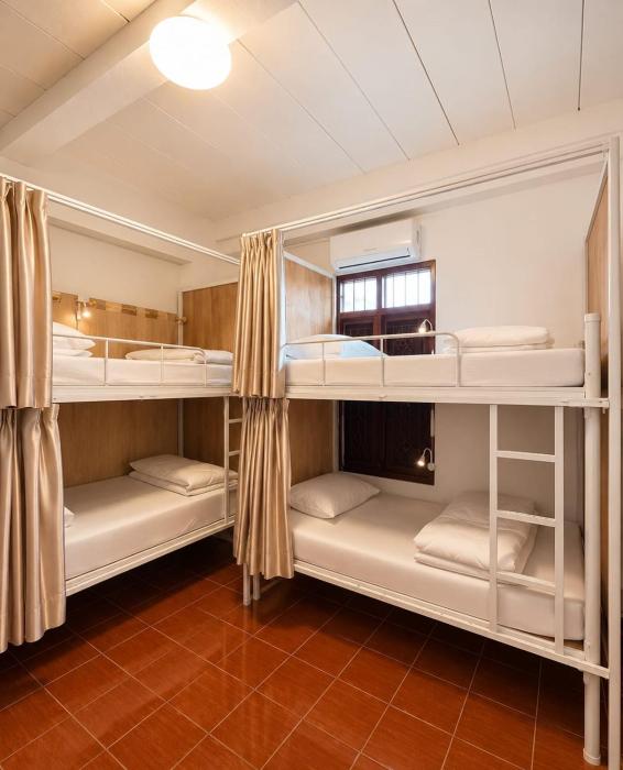 Green Hill Hostel