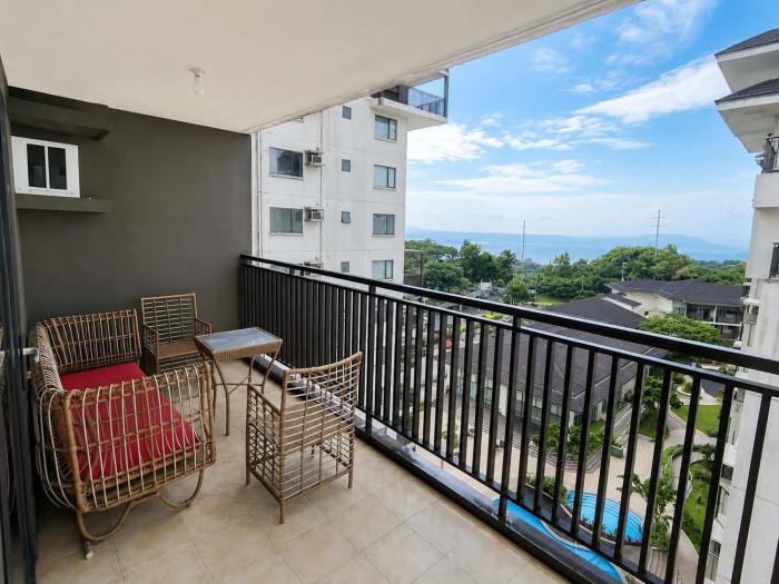 High Suites Tagaytay - Tagaytay Staycation