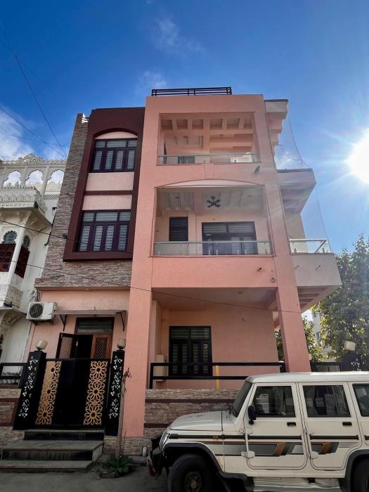 Bhavyam Palace A Luxury AC Homestay
