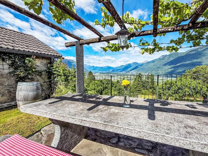 Holiday Home Rustico Martina by Interhome