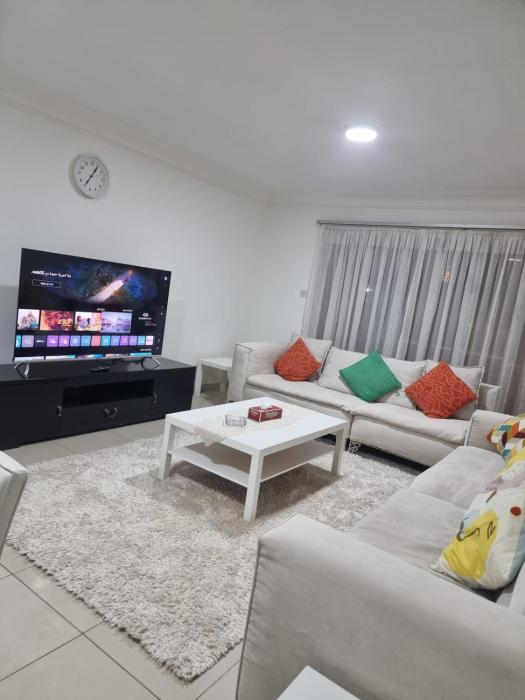 Casa Bella Duplex 2BR Haven with Pool-View Balcony