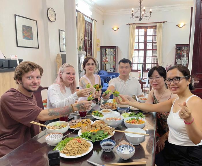 Tuna Homestay Hanoi & Experience