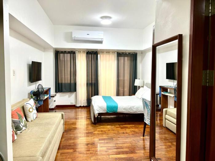 14M Lovely Studio Near Greenbelt