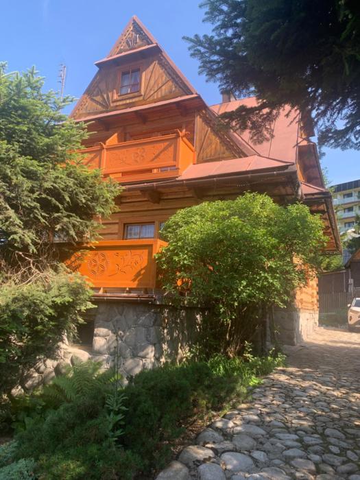 Skalnica Pokoje Gościnne - śniadania, obiady możliwe do zakupu w sąsiednim obiekcie