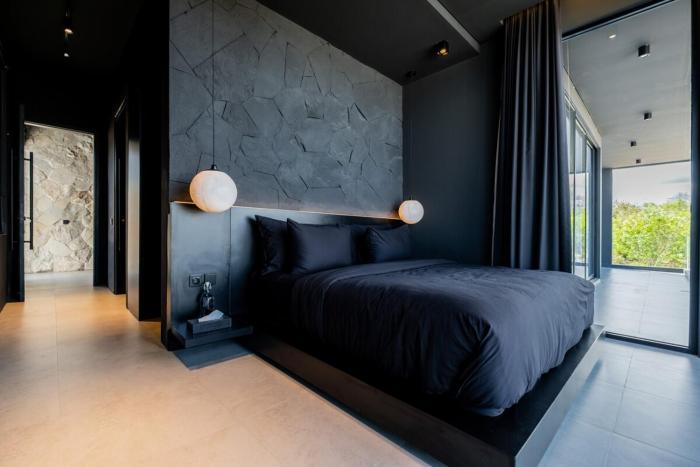 The Bat Cave Dark Luxury, Cold Plunge & Sauna