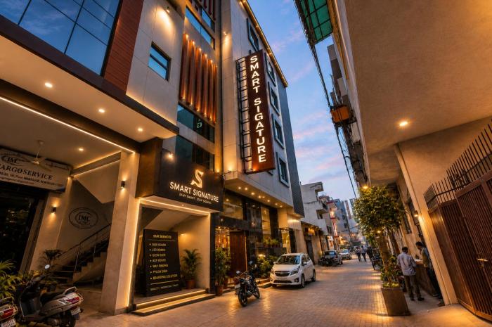 Hotel Smart Signature