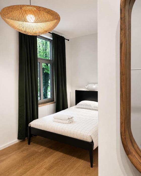 Light Studio Apartment - New Renovation