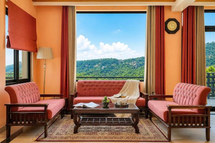 ELIVAAS Signature Kosh Villa with Private Balconies & Panoramic 360 Mountain Views