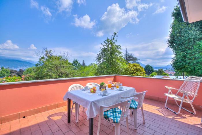 Manuelas Apartment Stresa next to center Lake View Terrace - Happy Rentals