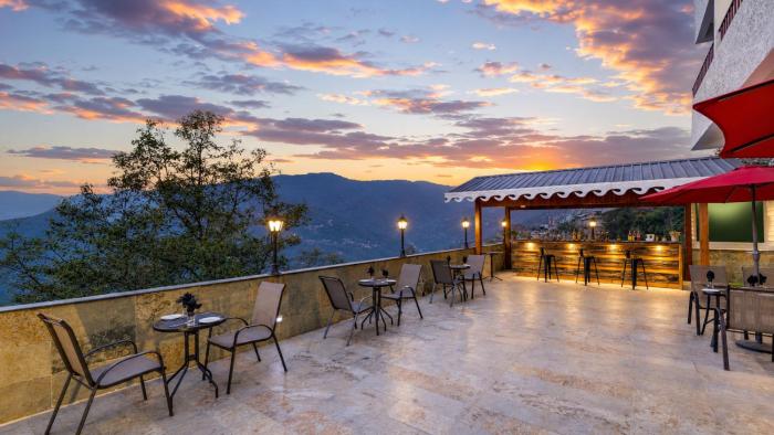 Valmere Himalayan Hotel