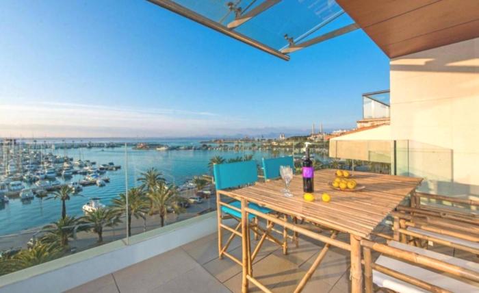 Penthouse Coral Port Alcudia near beach