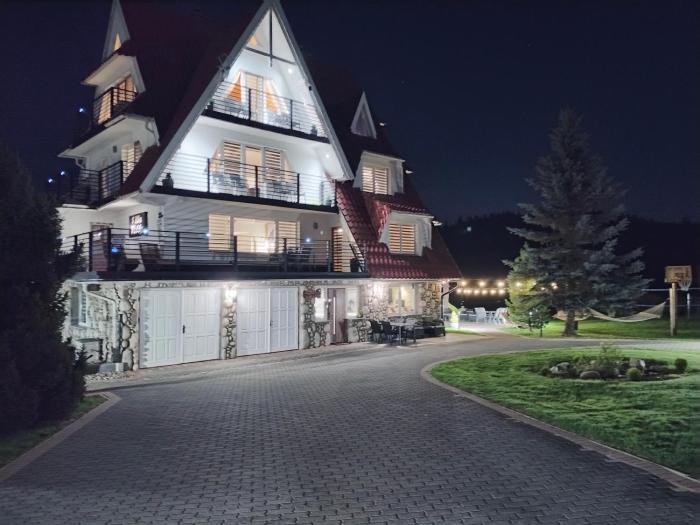 Villa Teddy Zakopane Murzasichle-Tatras Mountains entire house in a quiet neighborhood
