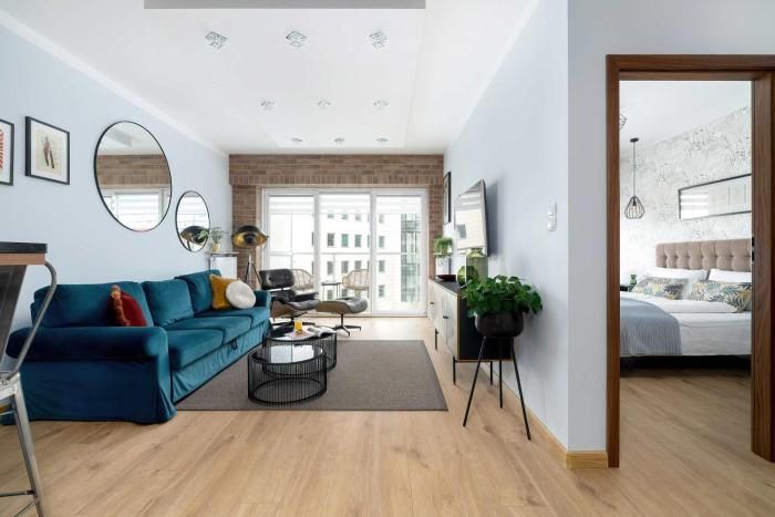 Przytulny Jasny Apartament z Balkonem oraz Parkingiem by Noclegi Renters