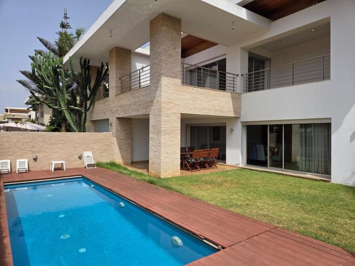 Premium Villa in the Heart of Bouznika Bay Beach Access