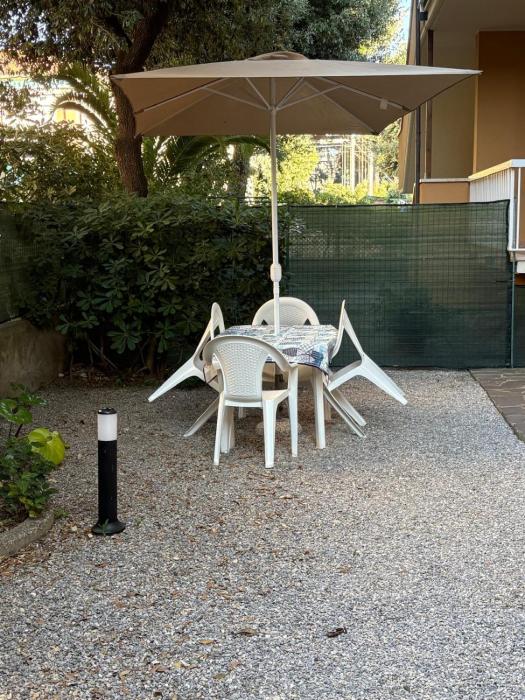 Casa NILIA, mare e relax tutto lanno, con giardino