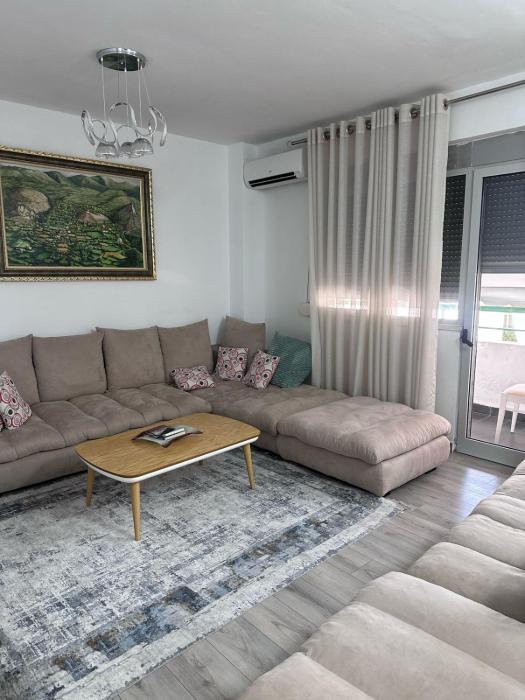 Apartament at Kompleksi Halili