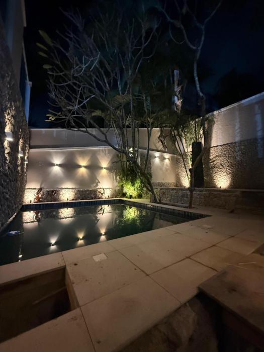 Casa Leblon Ensolarada Maravilhosa 4 Suítes - Piscina - Churrasqueira e Gramado Grande