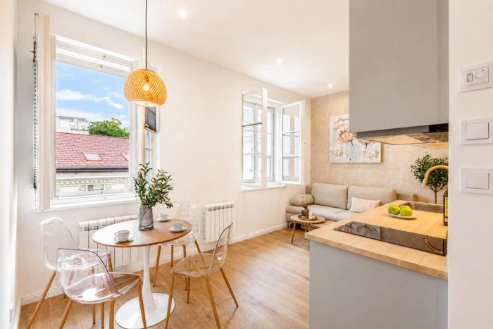 Luxury Boutique Apartment | Heart of Old Town