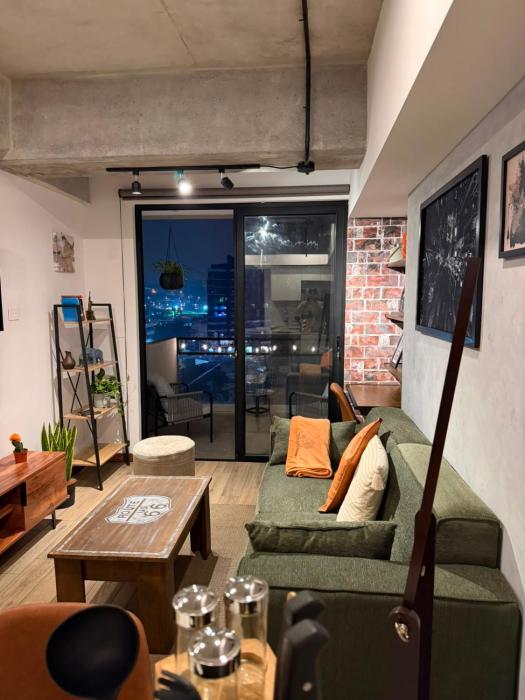 Elegant and modern loft in 4 Grados Norte