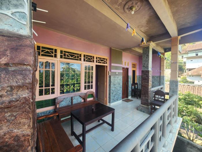 PINK Guest House