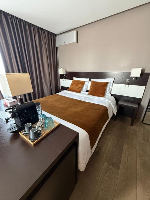 Hotel SKØL