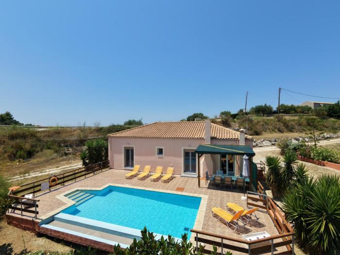 Villa Karavaki