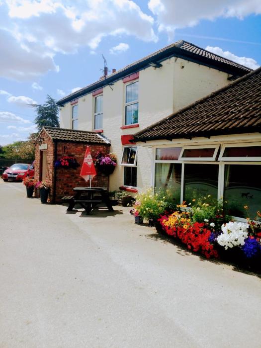 Fox and Hounds Country Inn