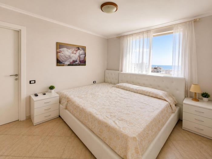 Adriatic Balcony by KLM- 2 Min to the Beach