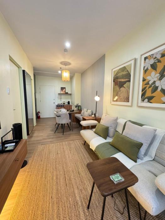 1BR Gramercy Makati, Stylish Sanctuary City Stay