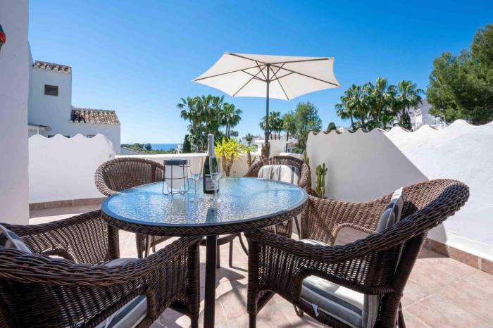 Tetuan 31 Oasis Properties