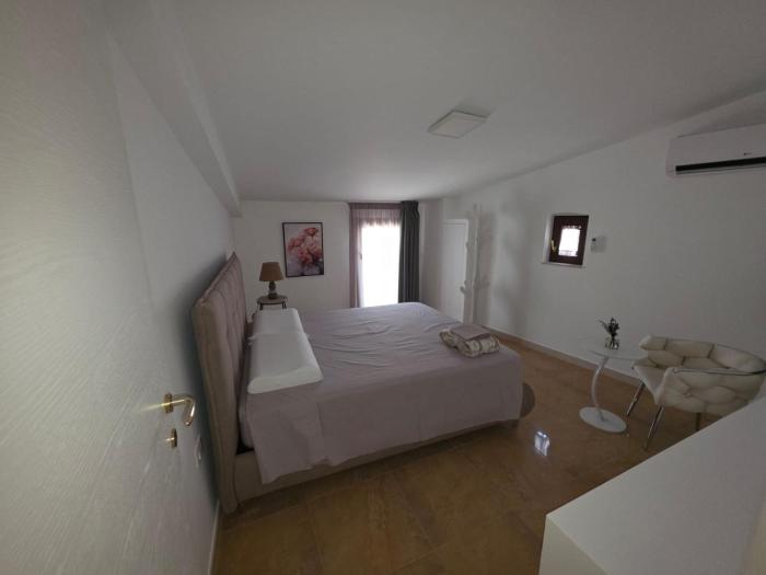 MARE FUORI LUXURY B&b
