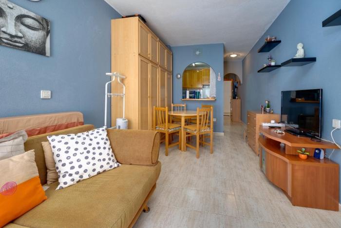 Spacious studio, terrace, pool, elevator, beaches
