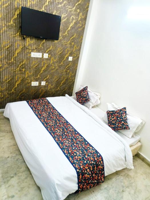 Luxurious Apartment - Near Jal Mahal Jaipur