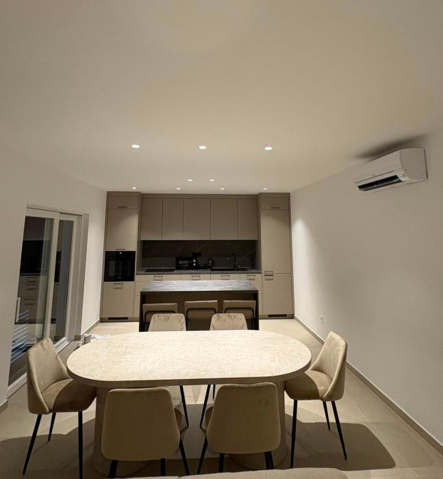 Kaštel Stari Apartments