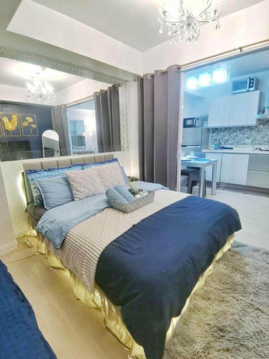 Azure Urban Resort by Honey Crema