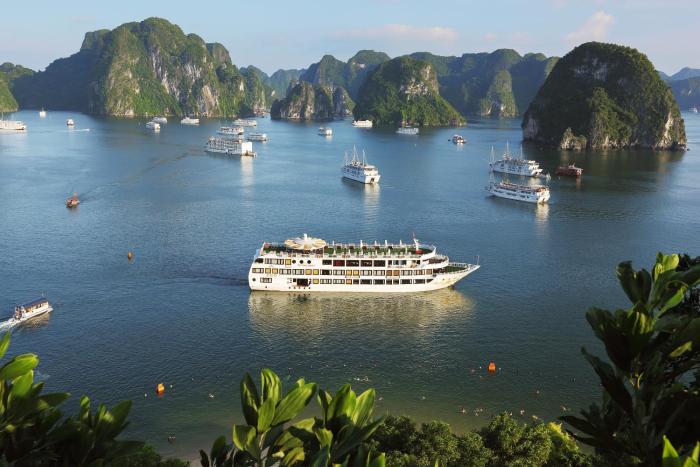 Halong Star Night Cruise
