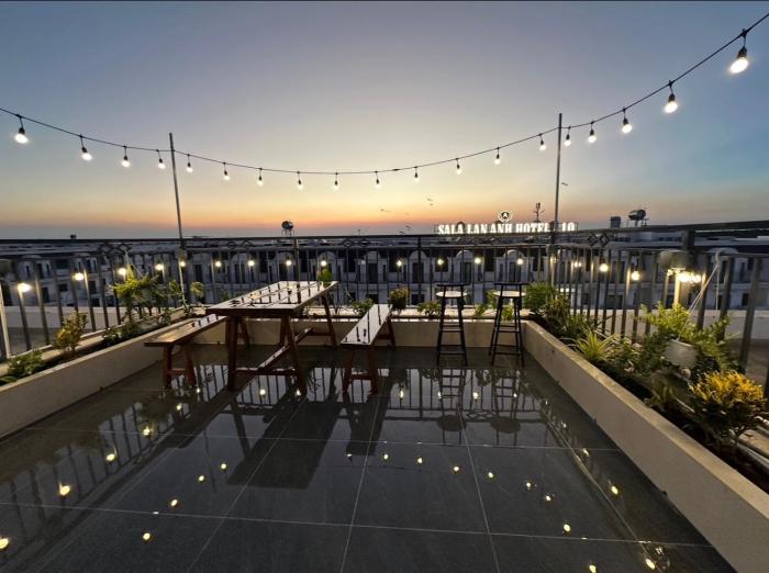 Hân House - Best View Airport & Droptop Cafe BBQ
